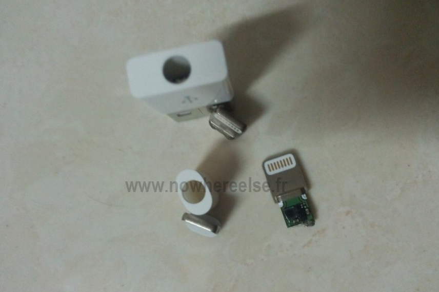 new_iphone5_connector_parts