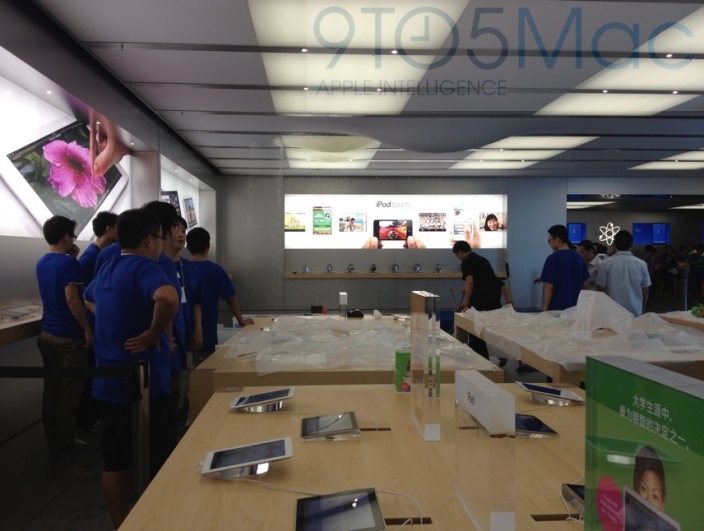 shanghai_apple_store_flood