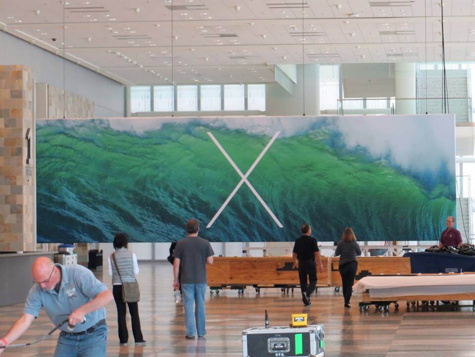 MAC OS X 10.9 Banner Rises After iOS 7 at Moscone West – Strange